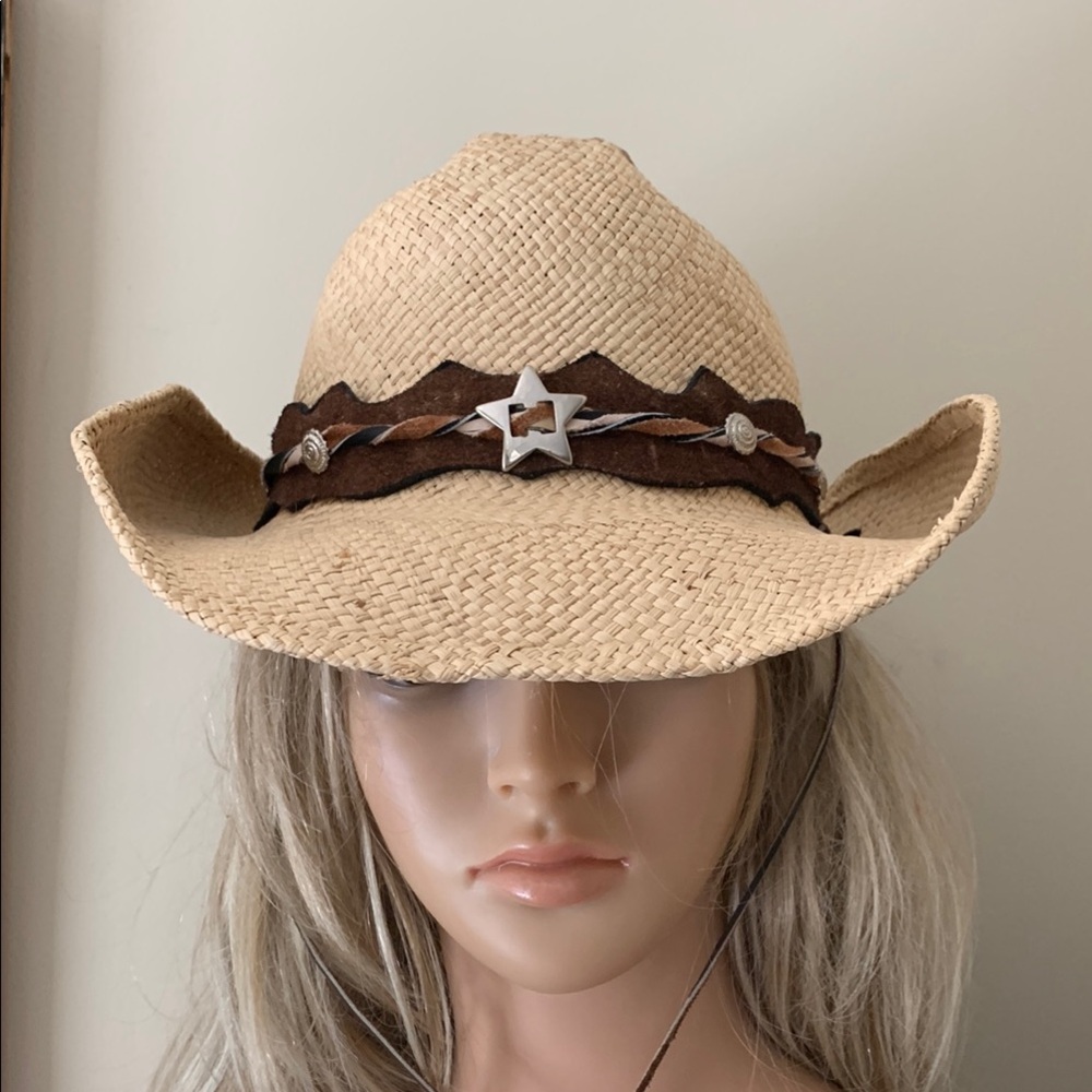 Wild West Colombia Panama Straw Cowboy Hat w/Suede Band & Silver Star M